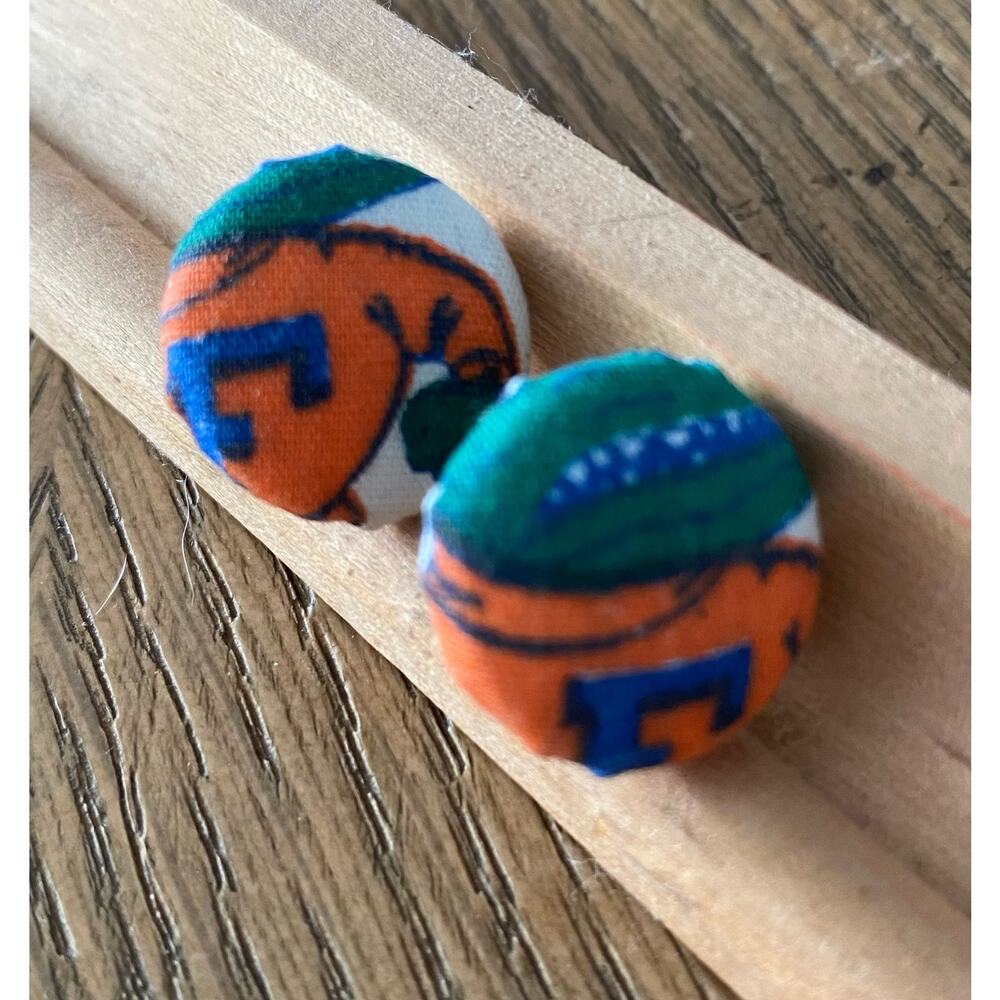 University of Florida Gators‎ Theme Post Earrings